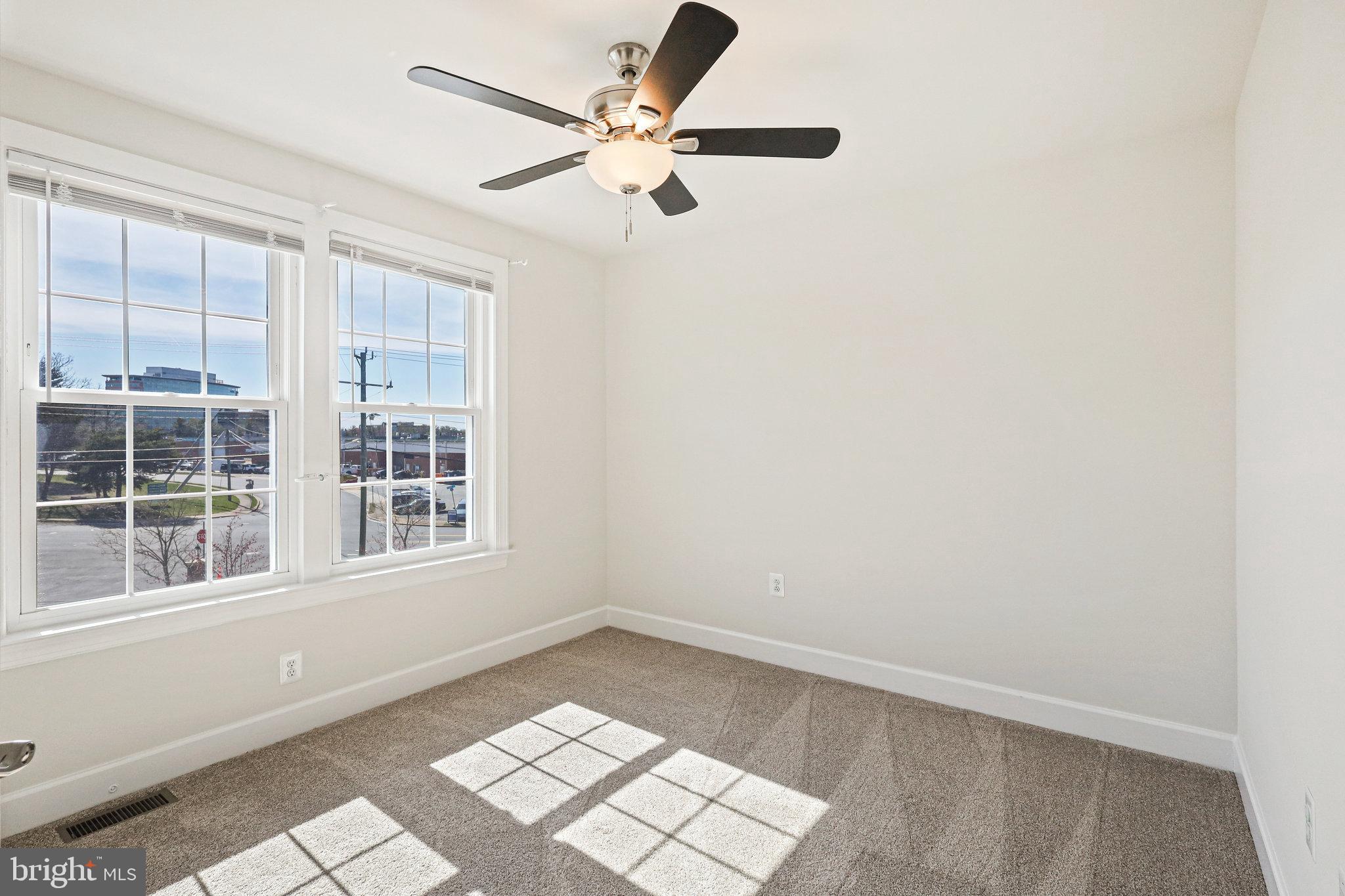 FOSTERS CREST - Residential Lease