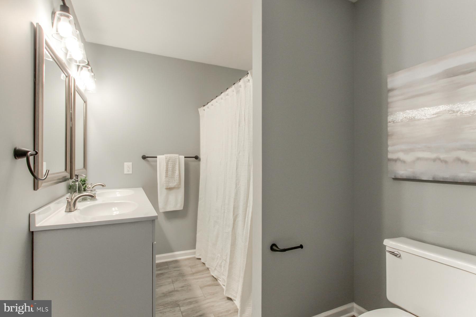 BLUE MEADOW FARMS - Residential