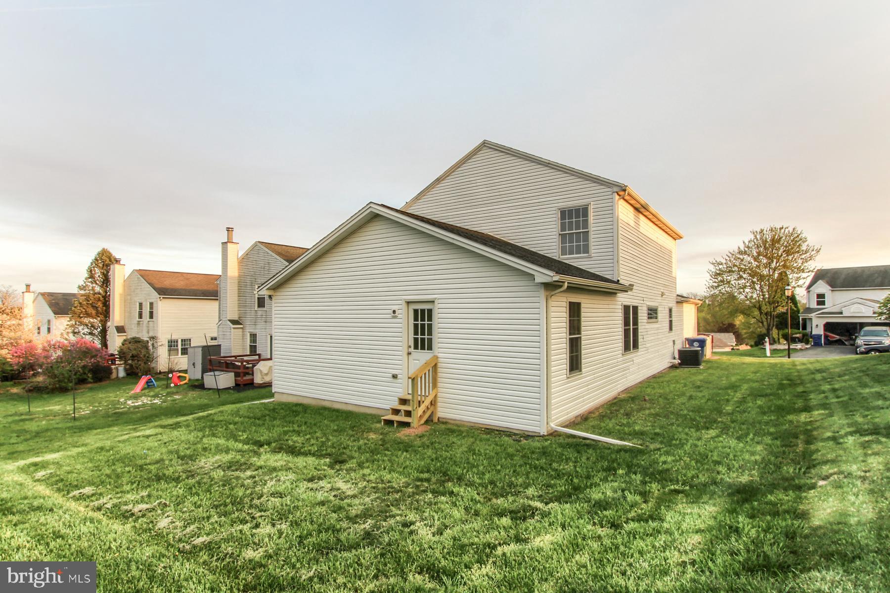 BLUE MEADOW FARMS - Residential