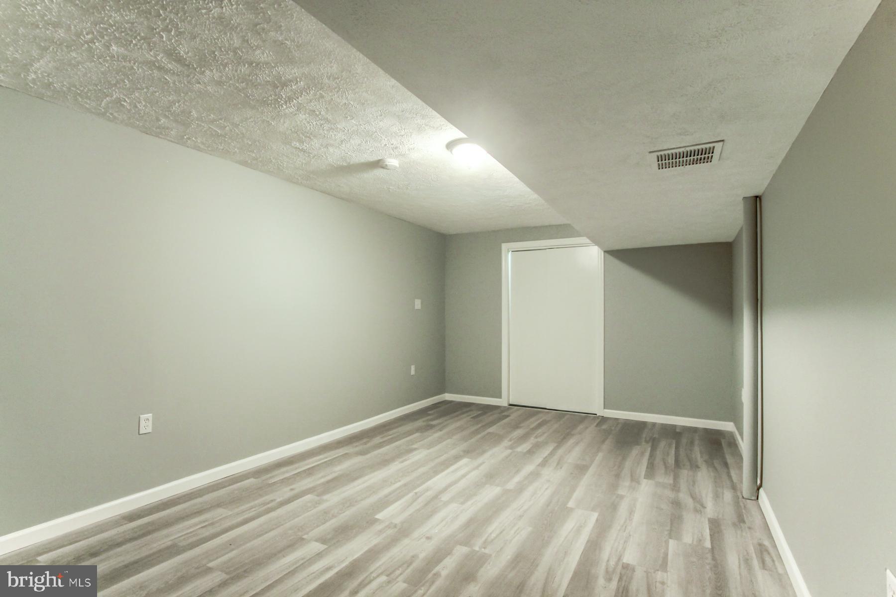 BLUE MEADOW FARMS - Residential