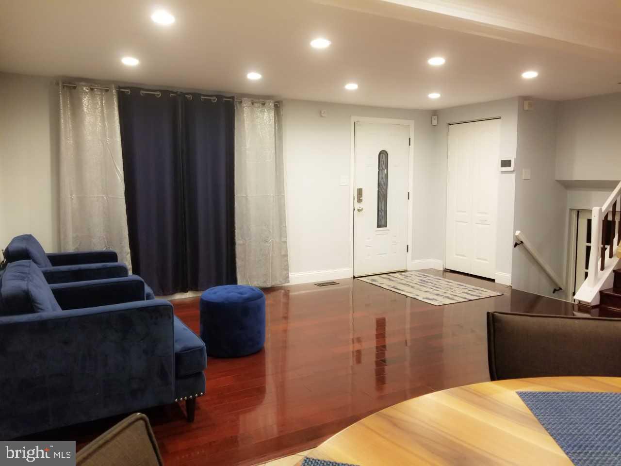 MAPLEWOOD - Residential