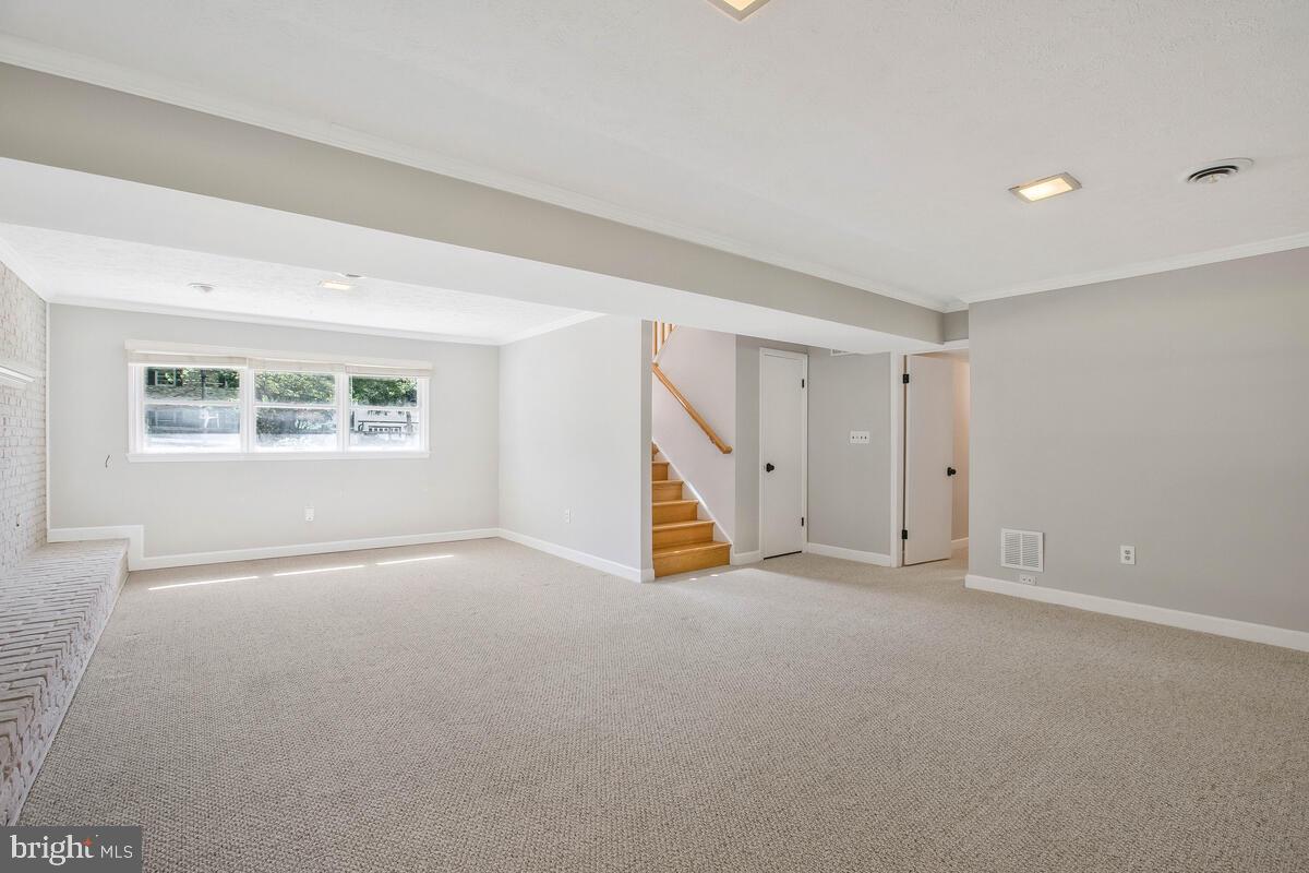 HILLSMERE ESTATES - Residential