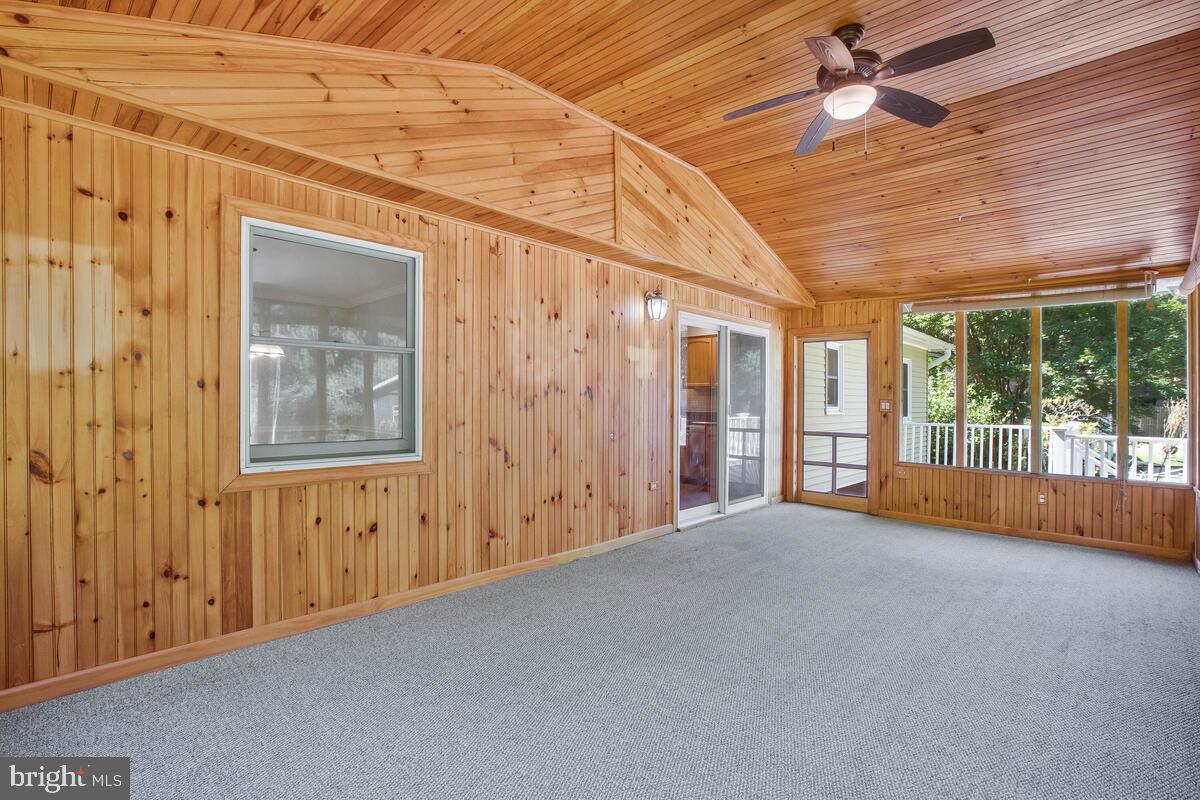 HILLSMERE ESTATES - Residential