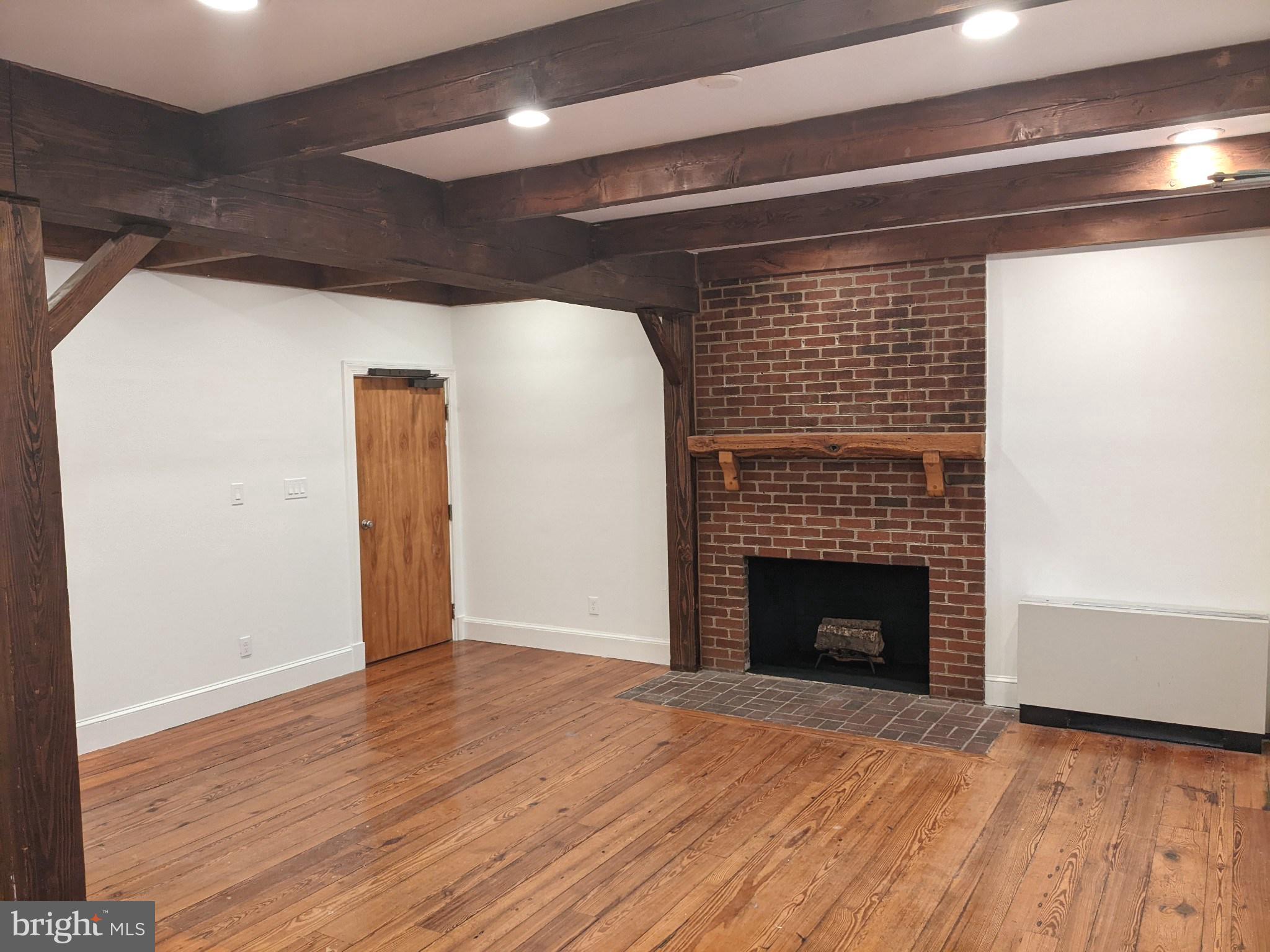 GREAT FALLS VILLAGE CENTRE - Commercial Lease