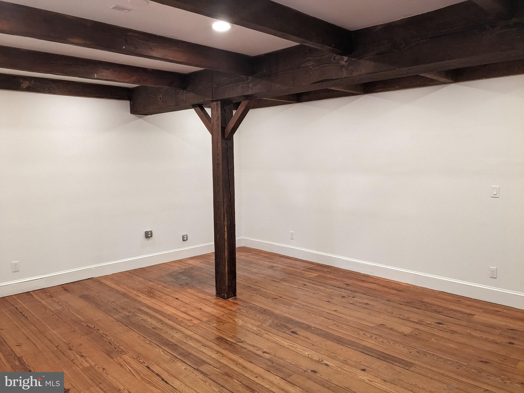 GREAT FALLS VILLAGE CENTRE - Commercial Lease