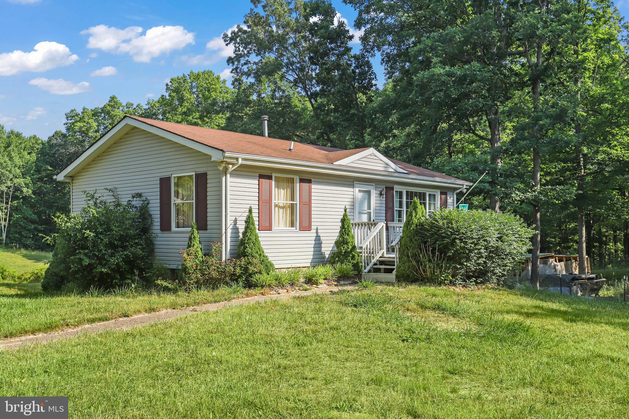 PINE BROOK ESTATES - Residential