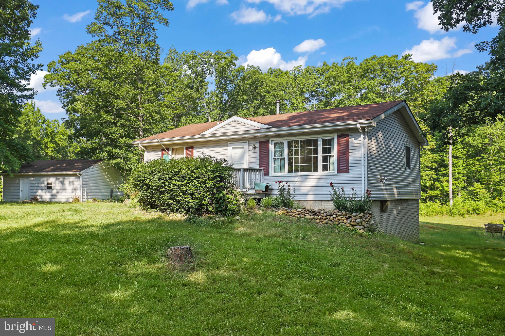 PINE BROOK ESTATES - Residential