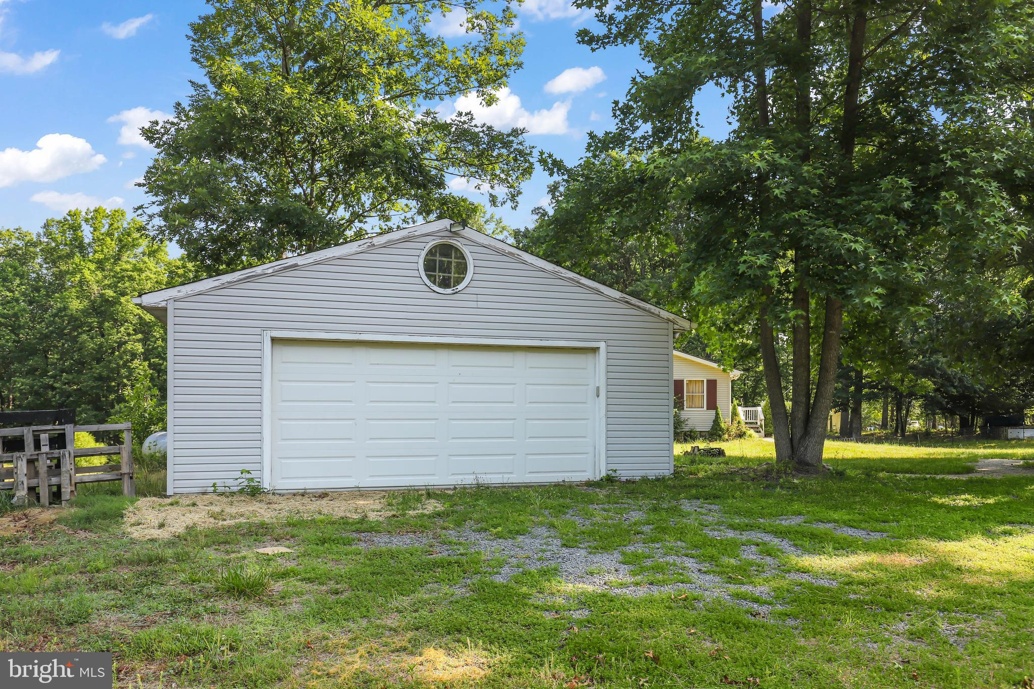 PINE BROOK ESTATES - Residential