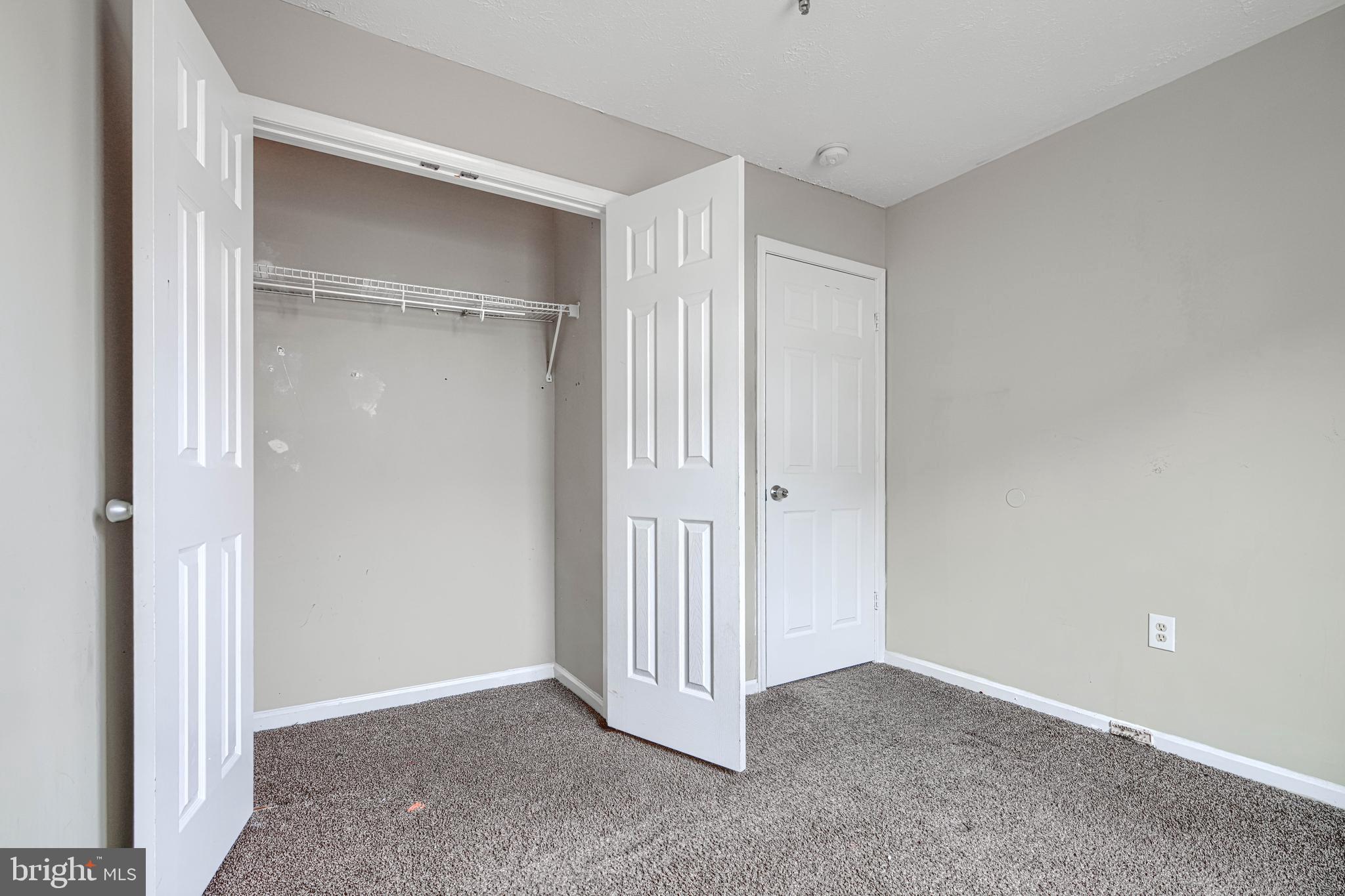 CAPITAL VIEW TOWNHOUSES - Residential