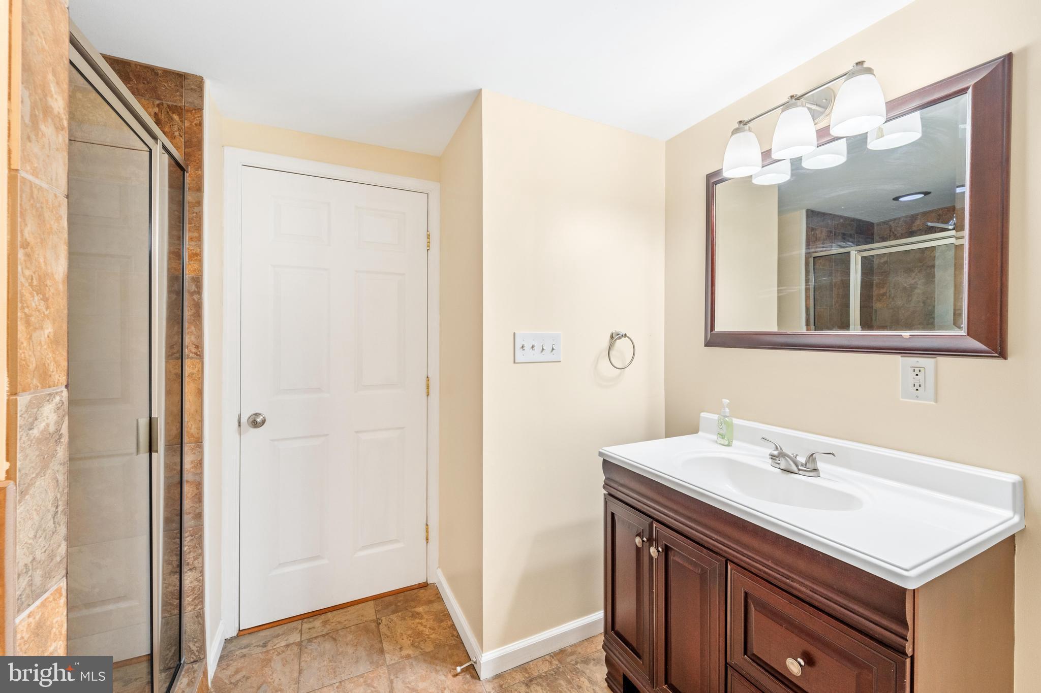 NOSTALGIA - Residential