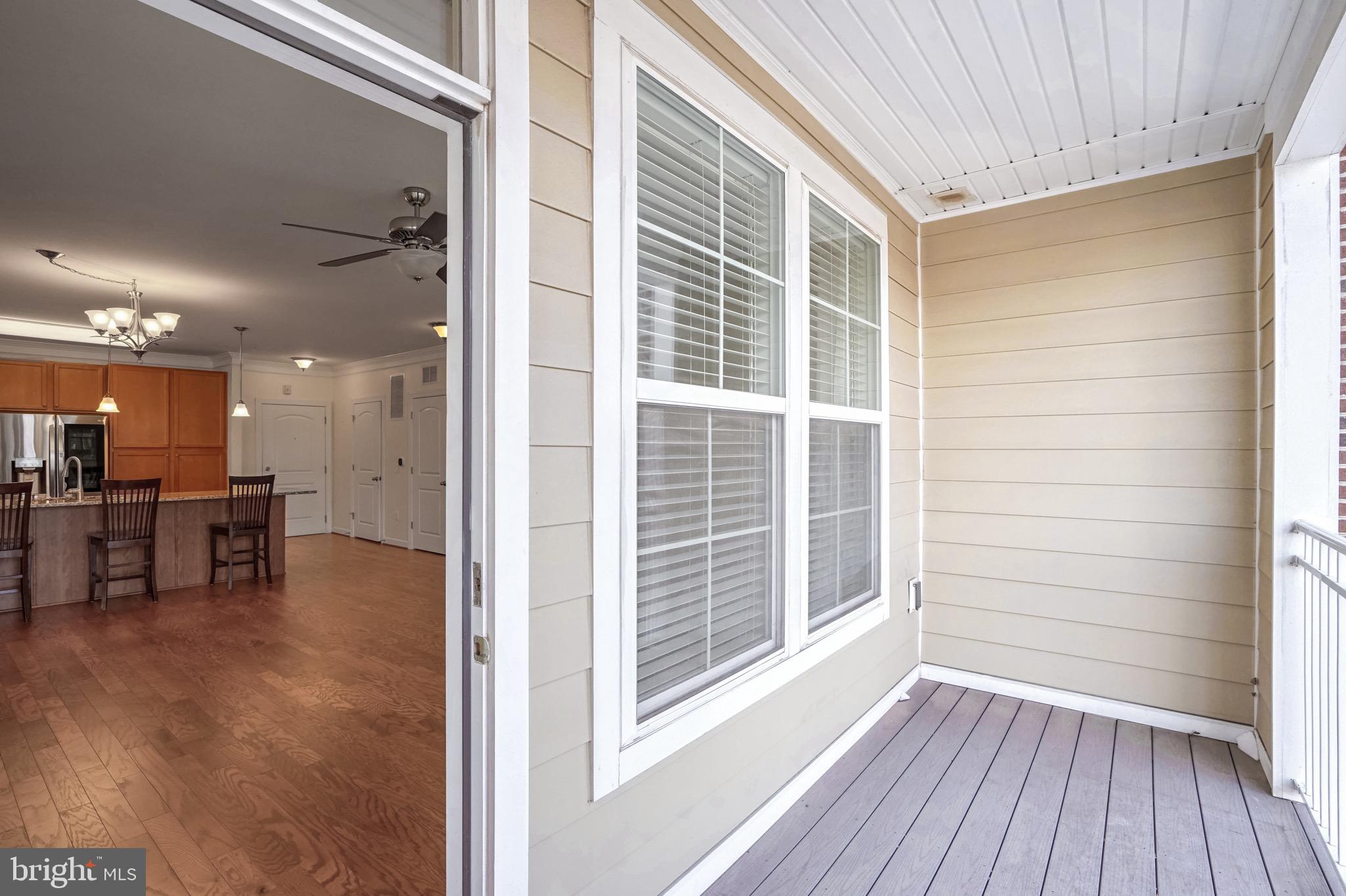 DISCOVERY SQUARE - Residential