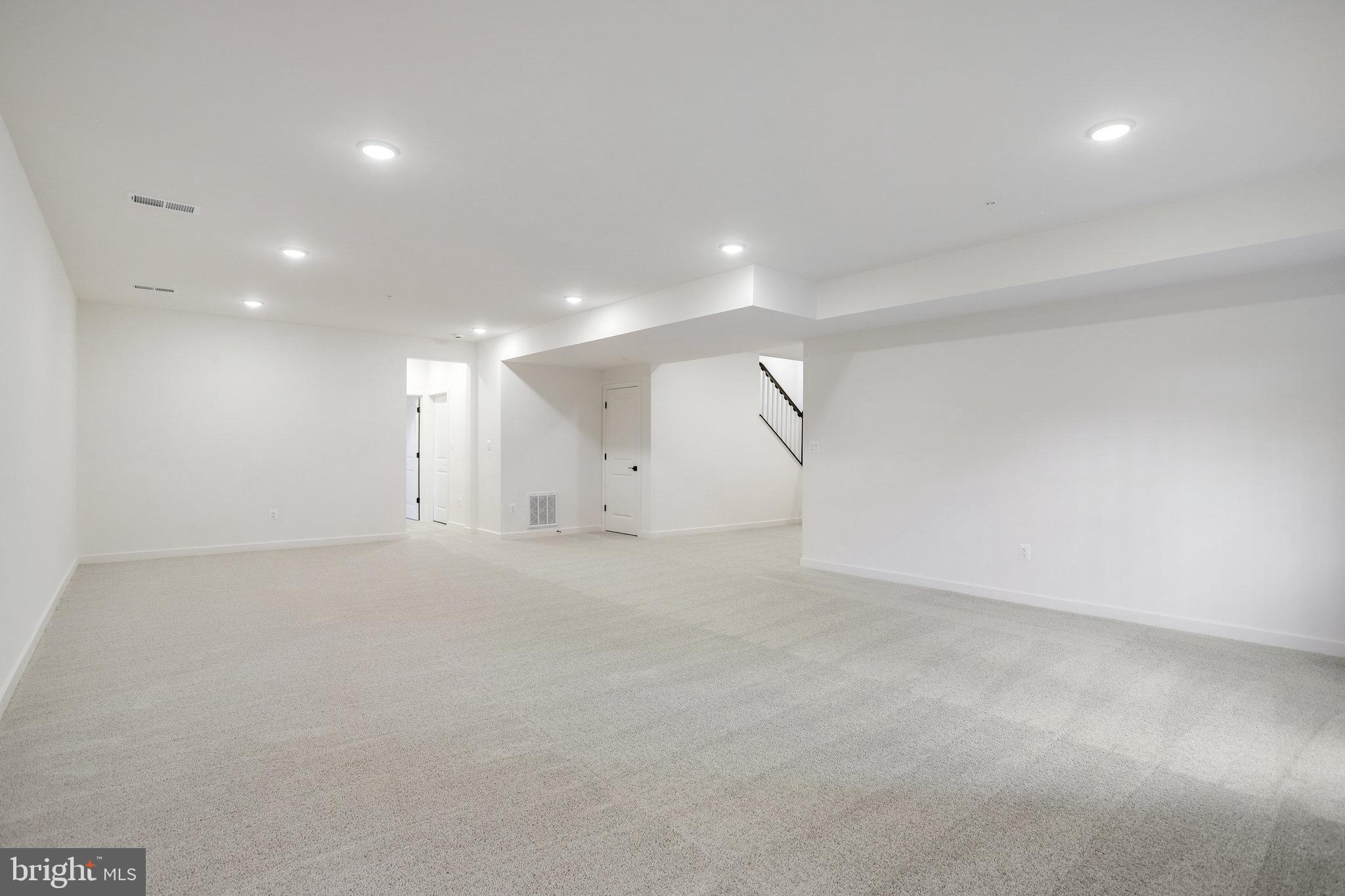 WORTHINGTON GROVE - Residential