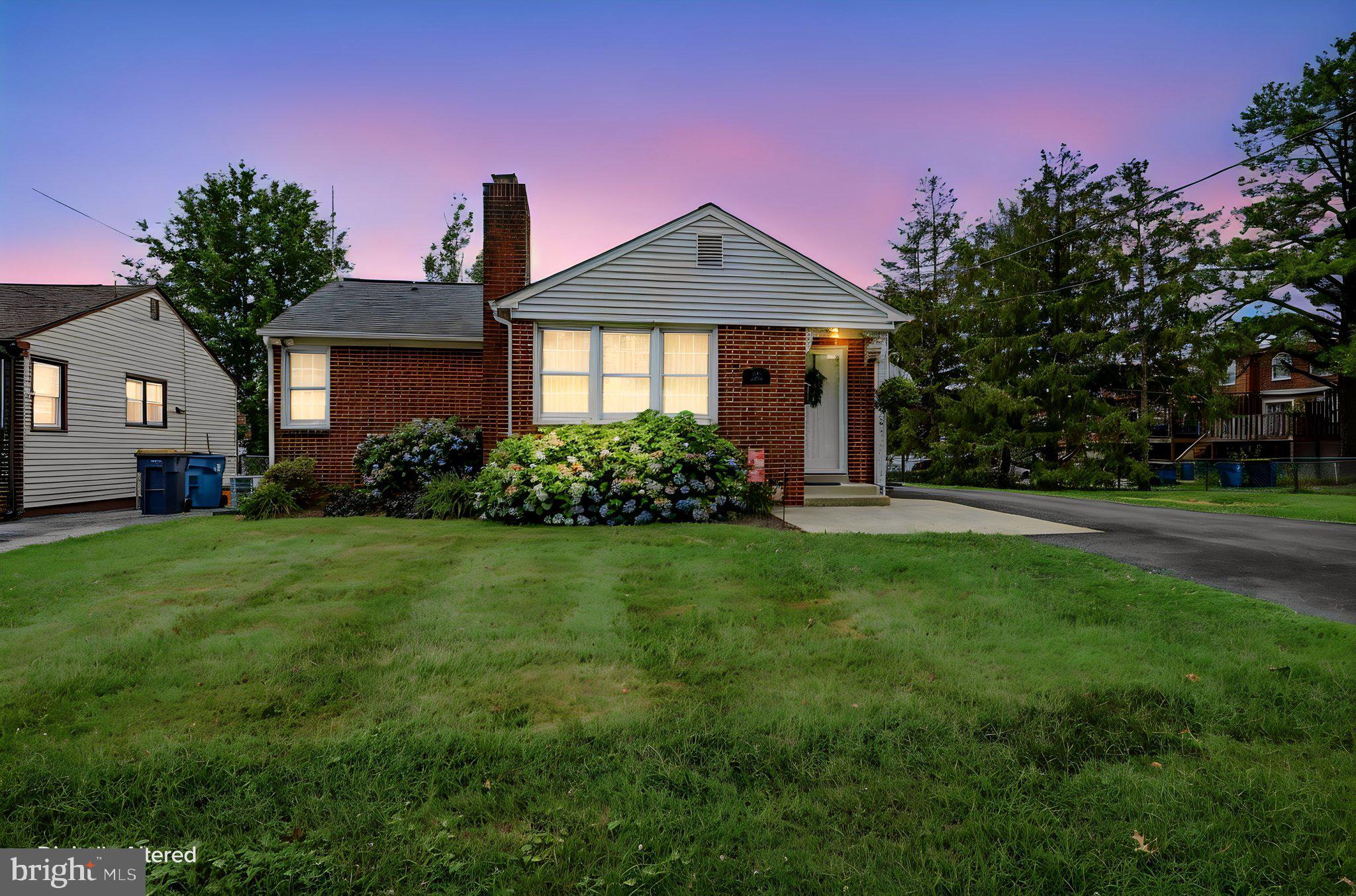 1208 CAROLYN DRIVE
