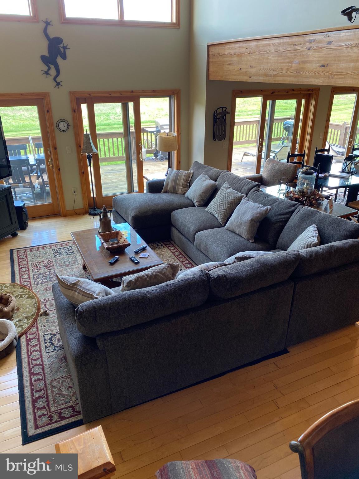 WATERFRONT GREENS - Residential