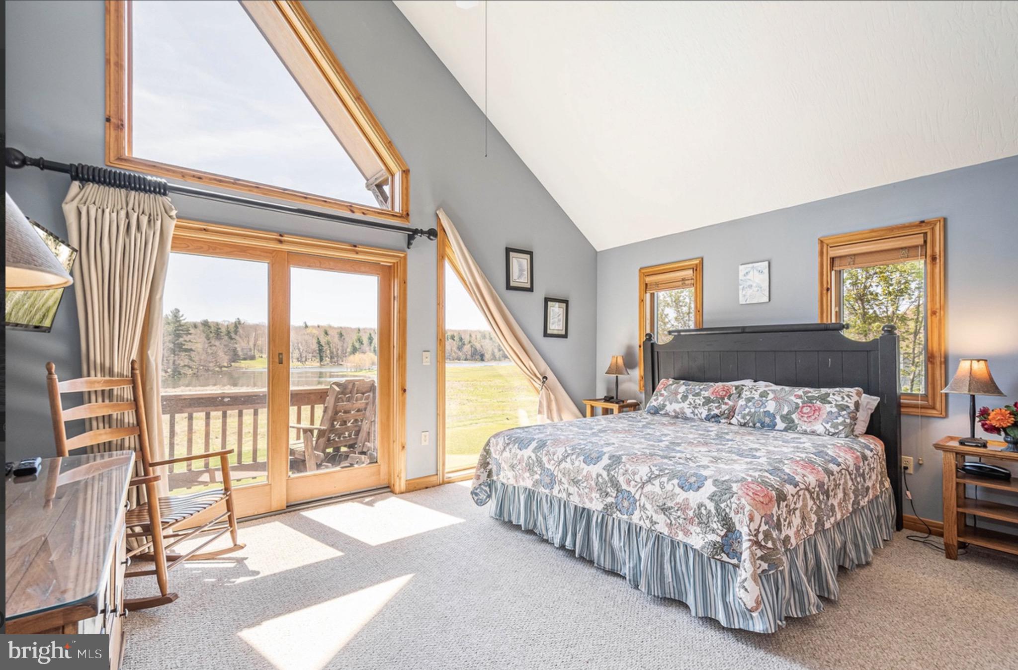 WATERFRONT GREENS - Residential