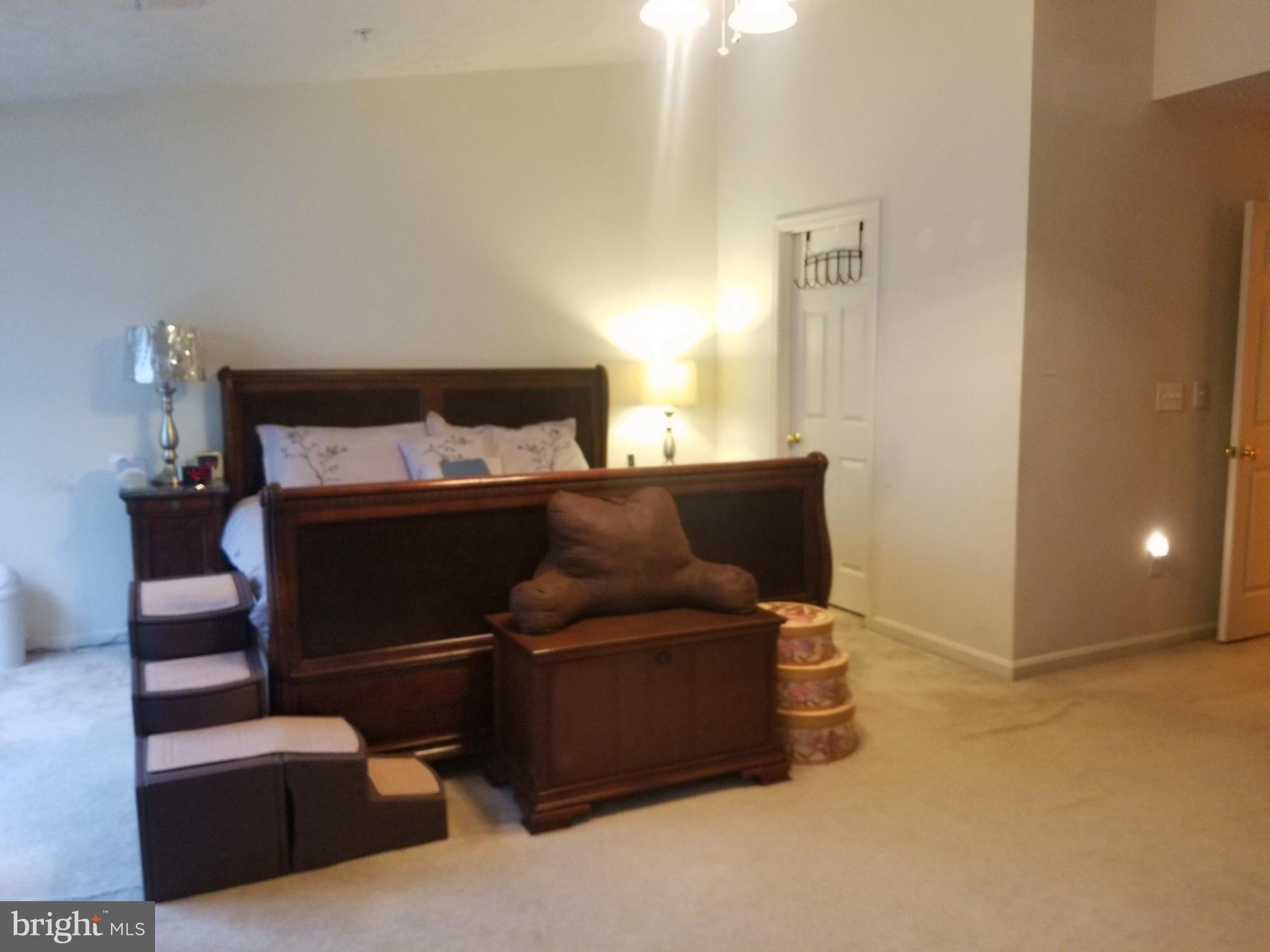 ASBURY WOODS - Residential