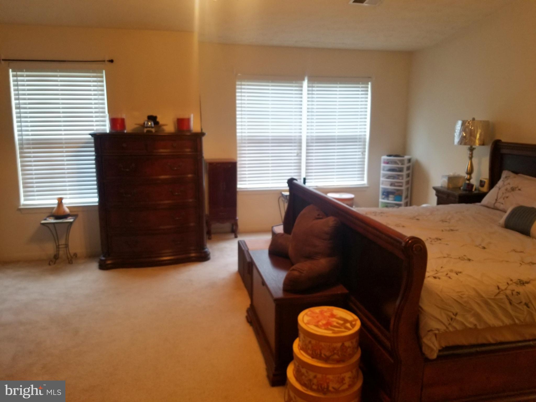 ASBURY WOODS - Residential