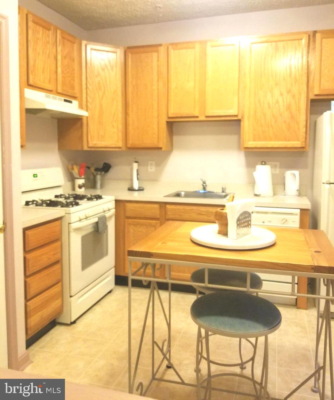 ASBURY WOODS - Residential