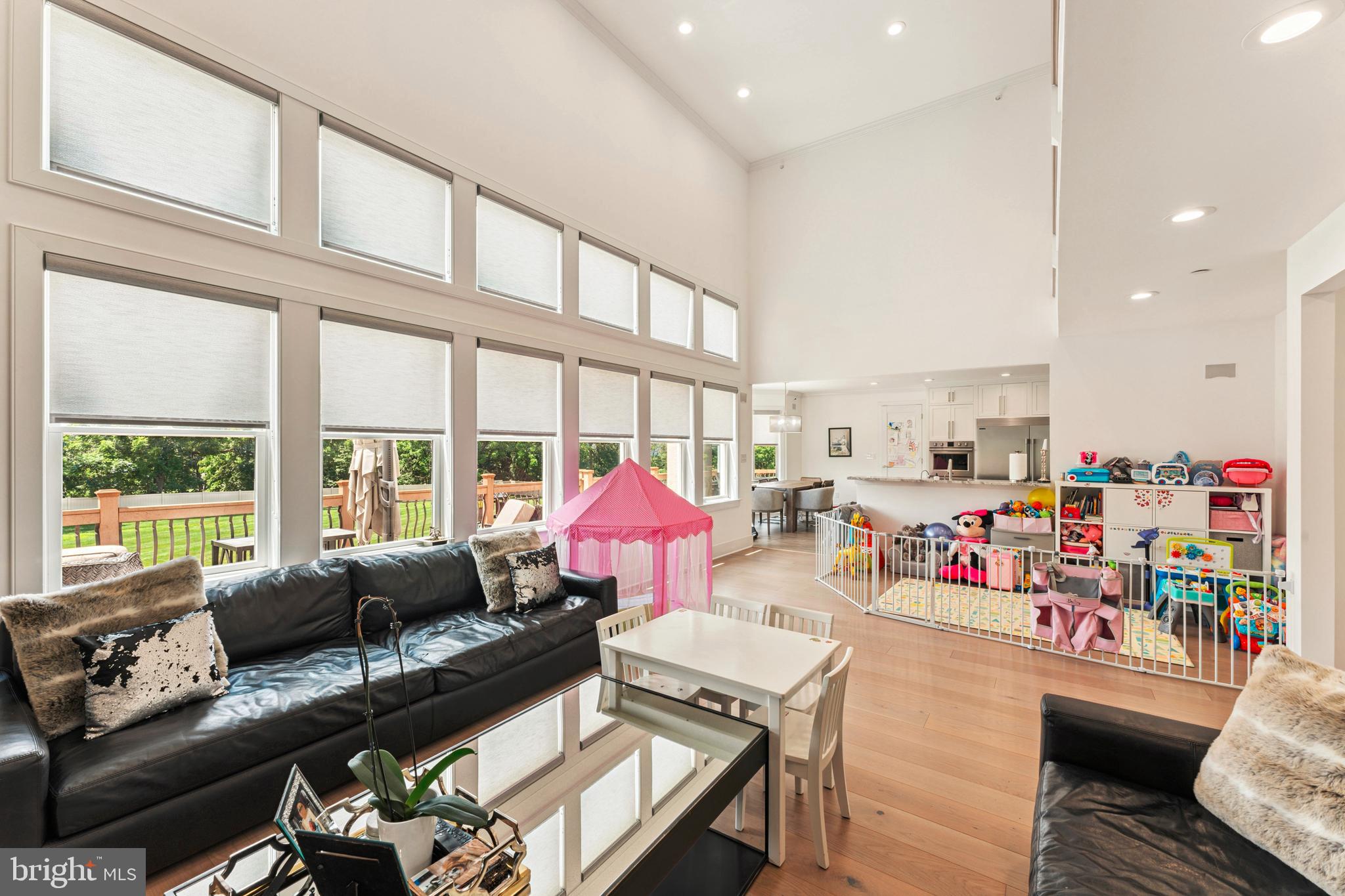 JUNIPER HILL - Residential