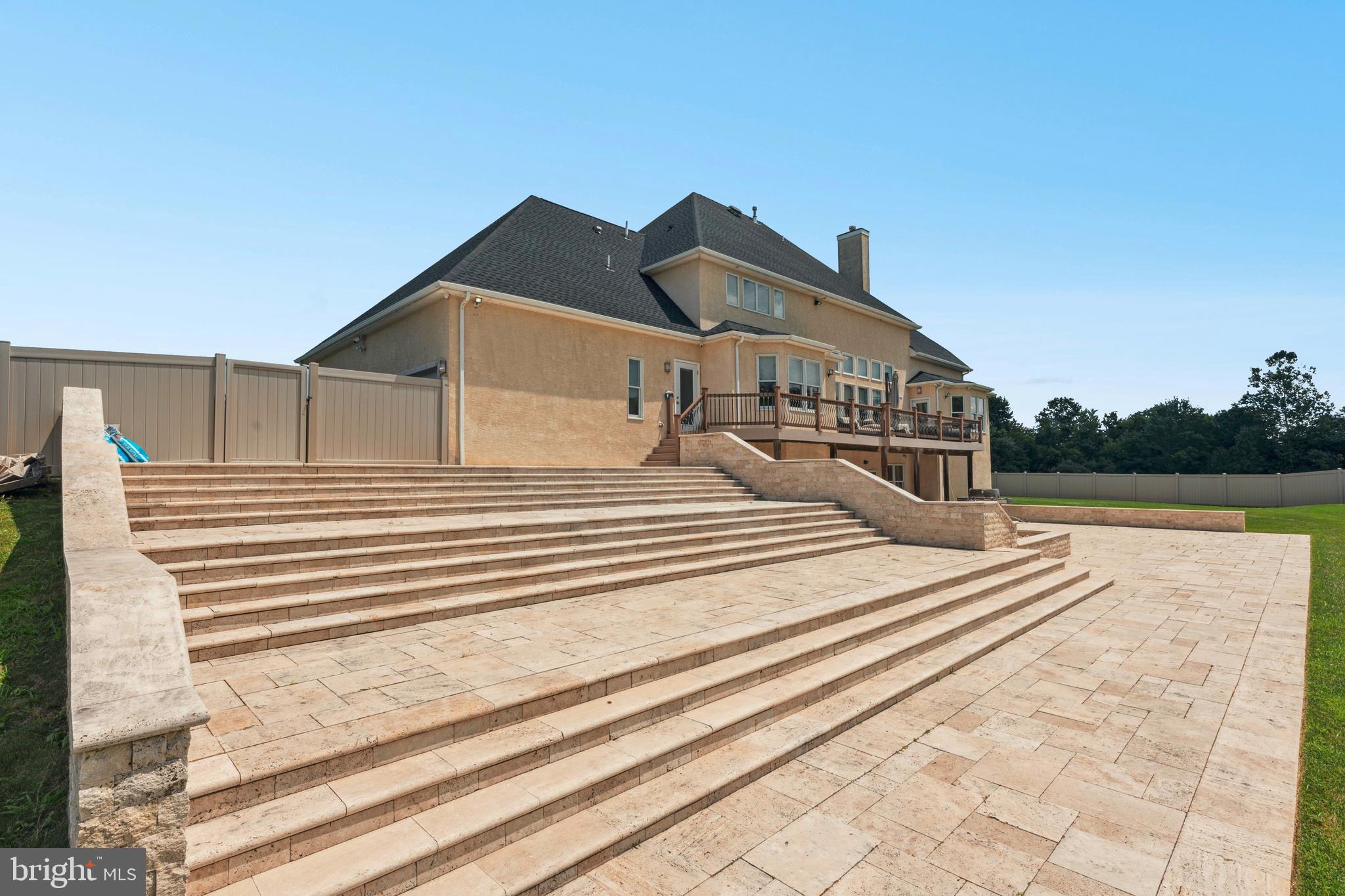 JUNIPER HILL - Residential