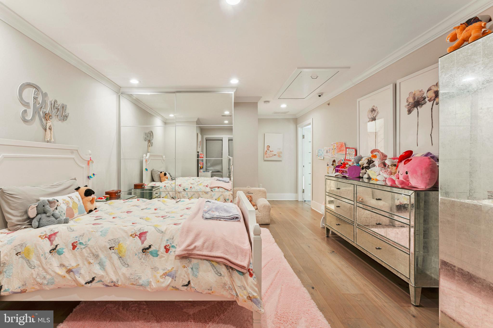 JUNIPER HILL - Residential