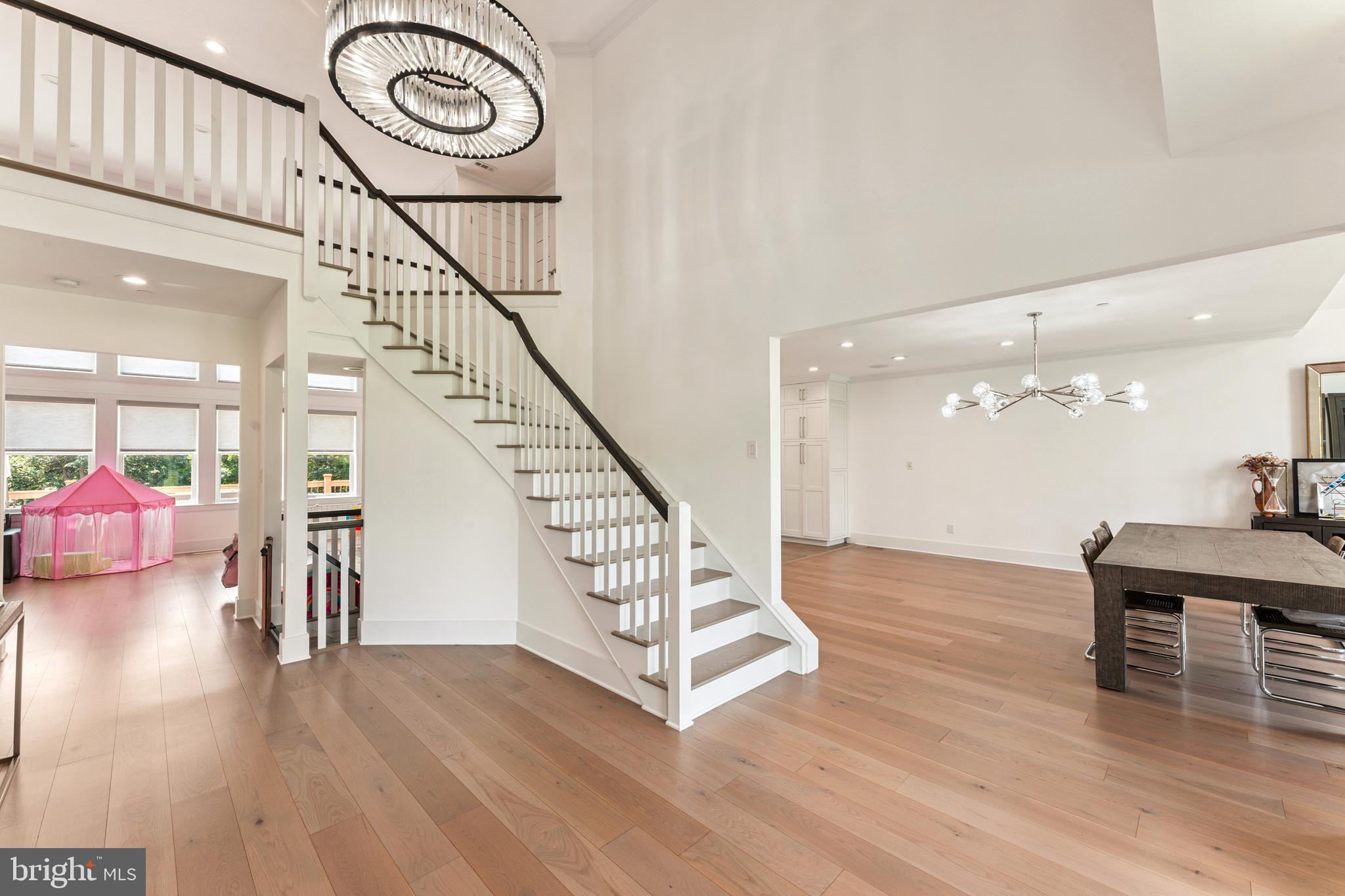 2145 2ND STREET PIKE