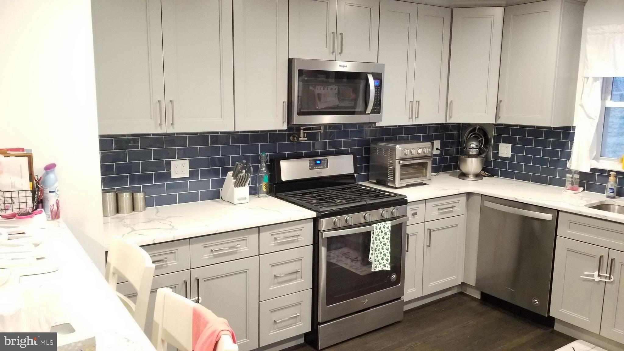 ELKINS PARK - Residential