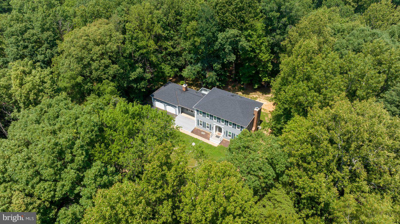 4910 STONEHURST DRIVE