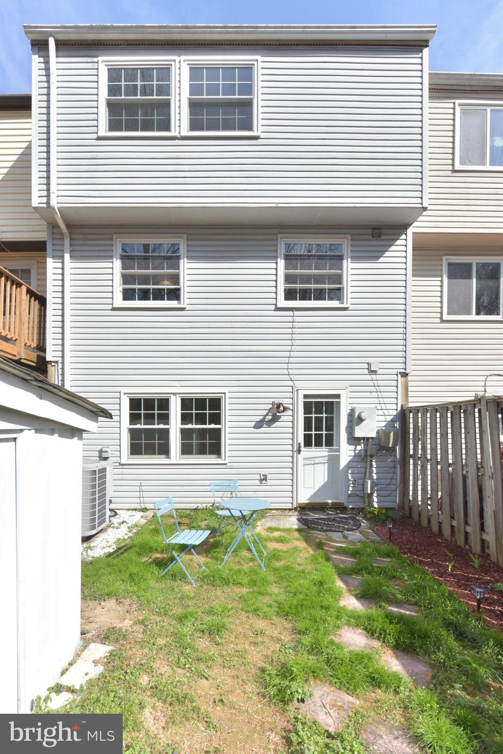 WHITFIELD GREEN - Residential