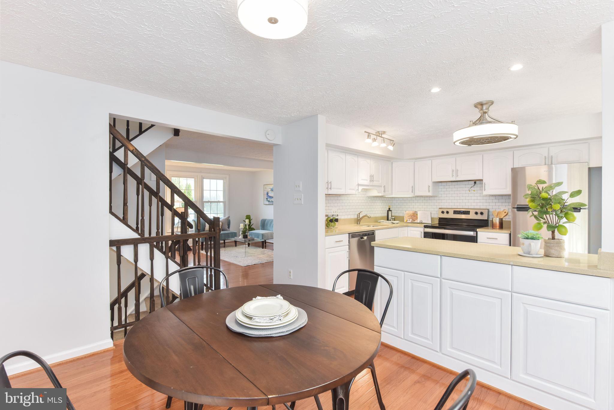 WHITFIELD GREEN - Residential