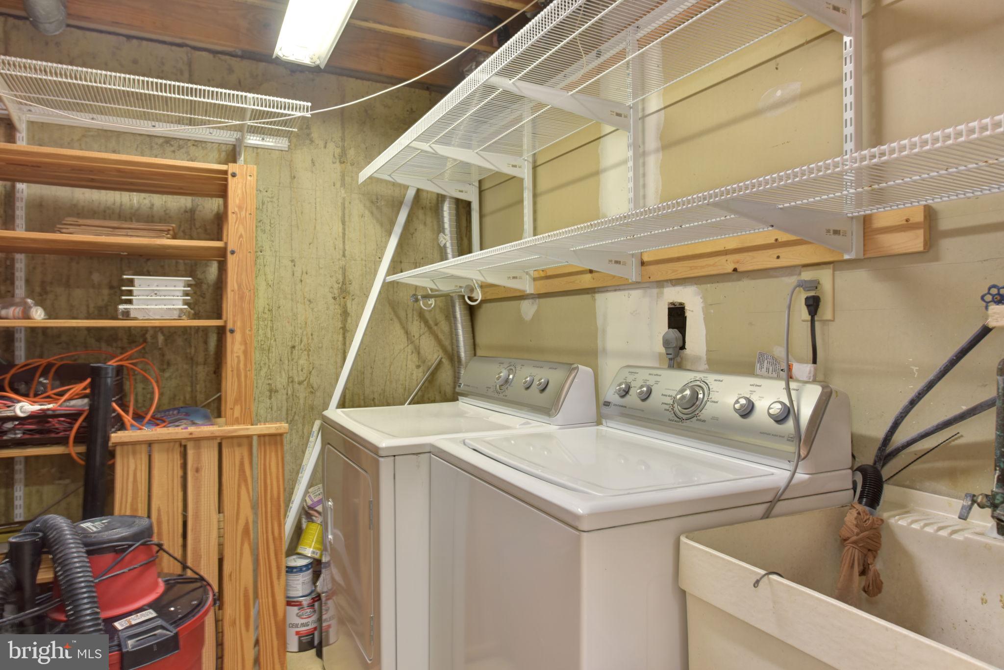 WHITFIELD GREEN - Residential