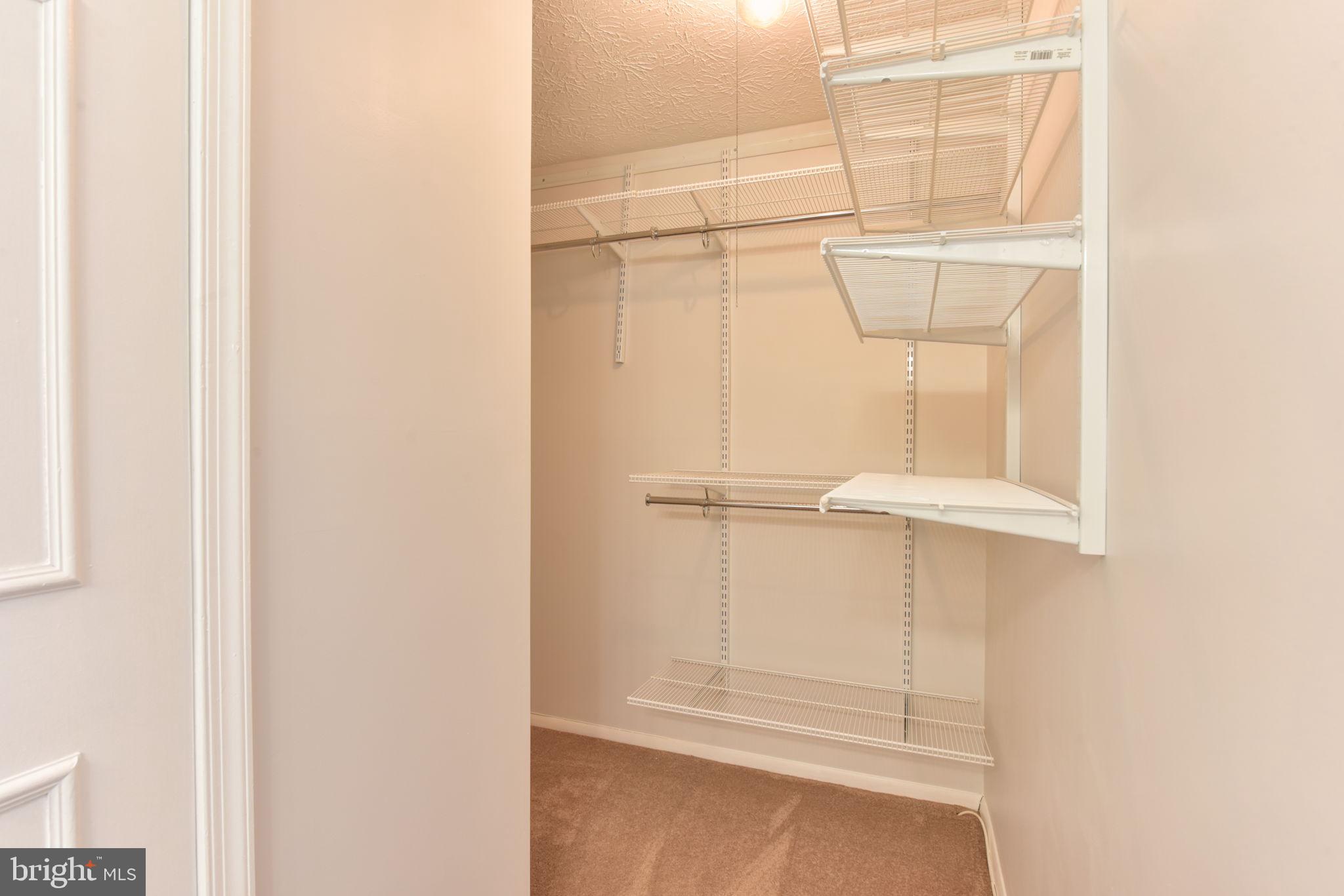 WHITFIELD GREEN - Residential