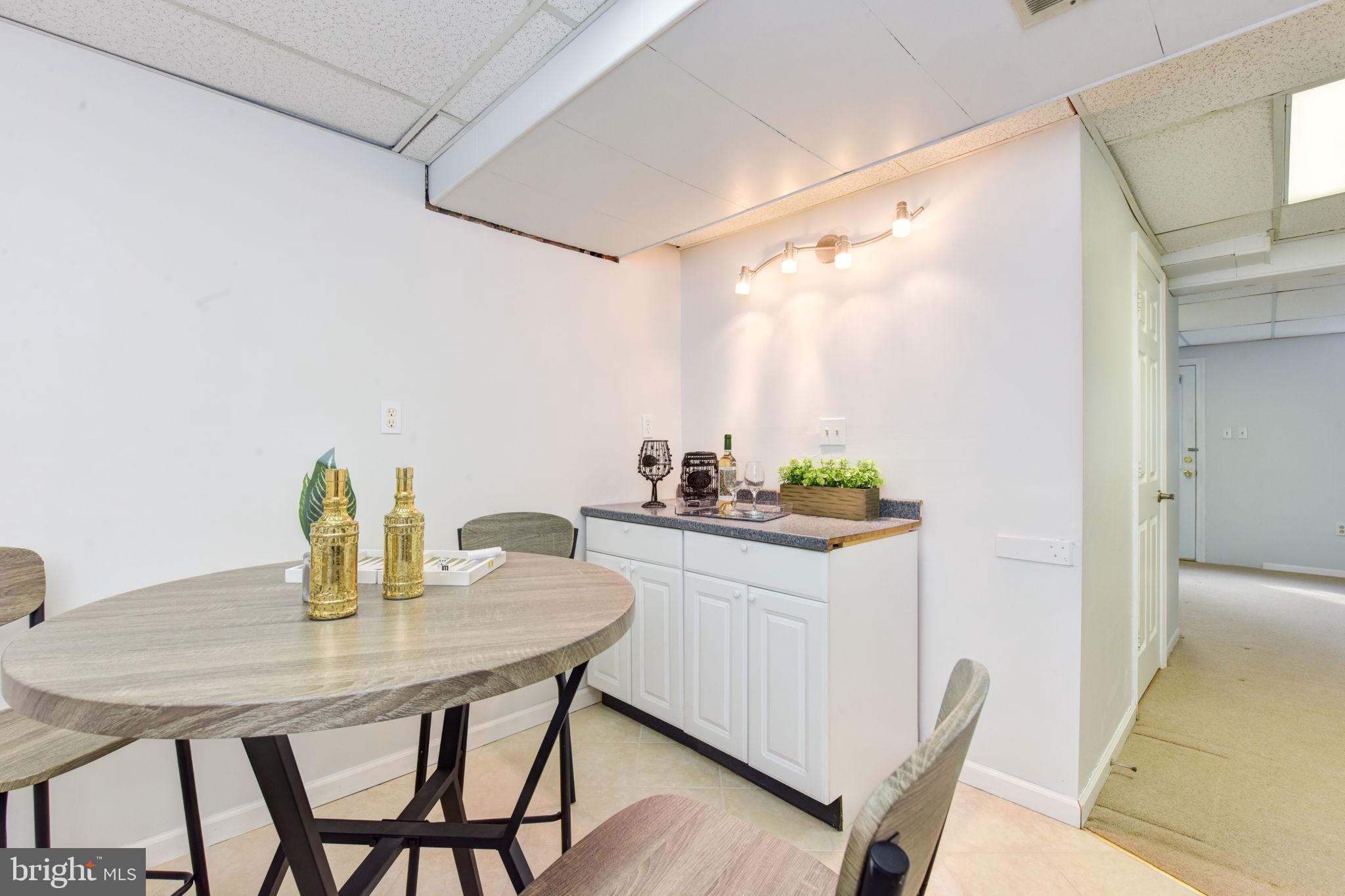 WHITFIELD GREEN - Residential