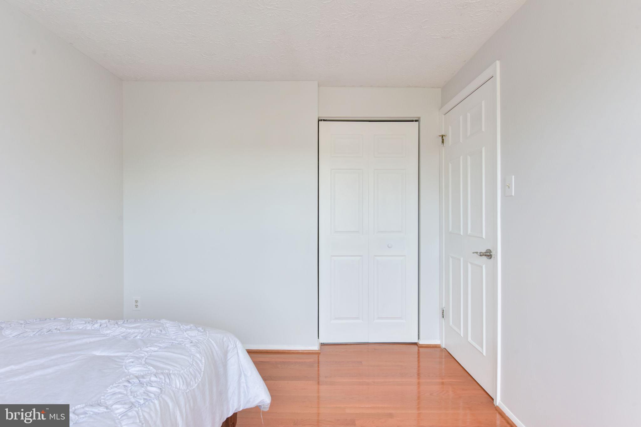 WHITFIELD GREEN - Residential