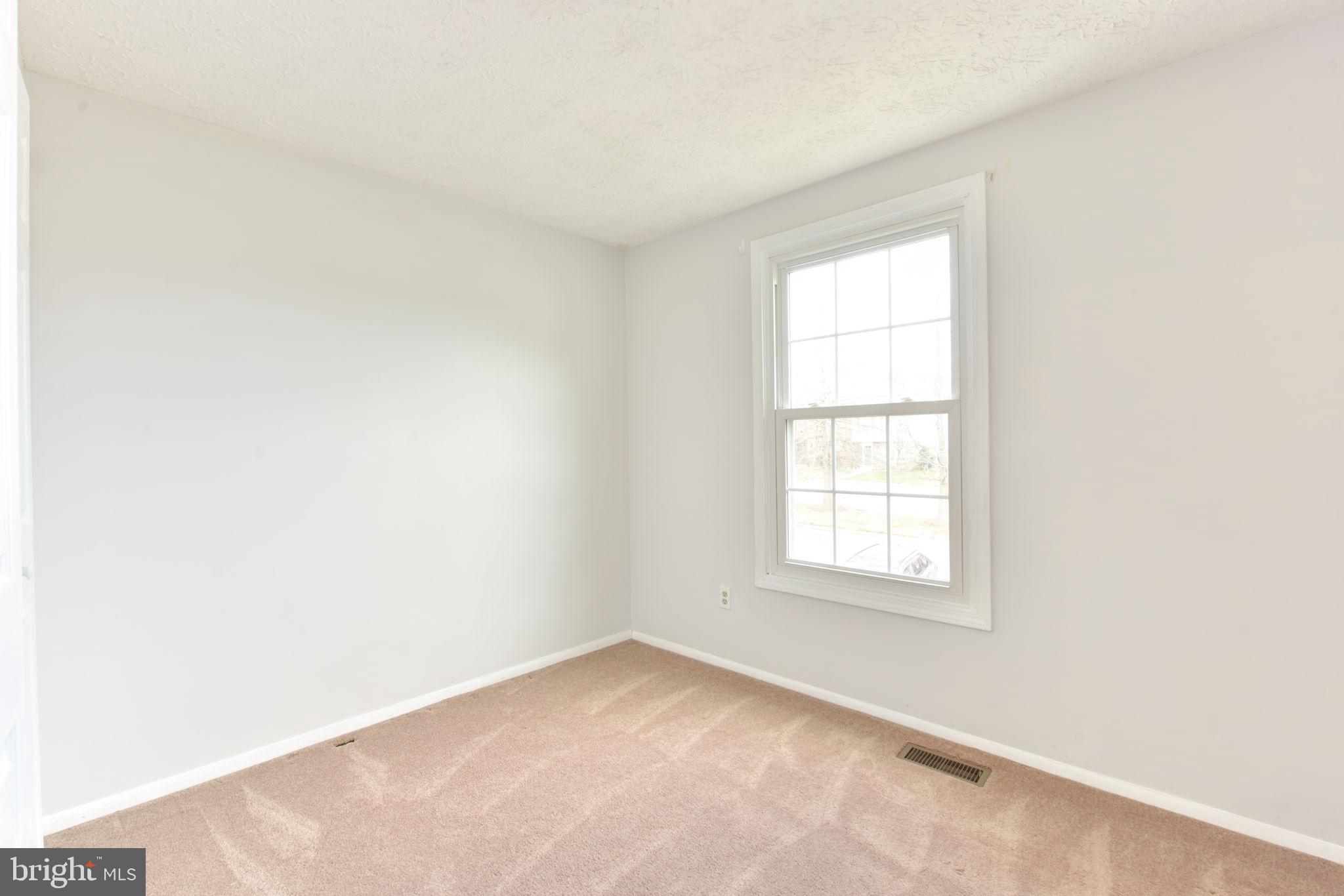 WHITFIELD GREEN - Residential