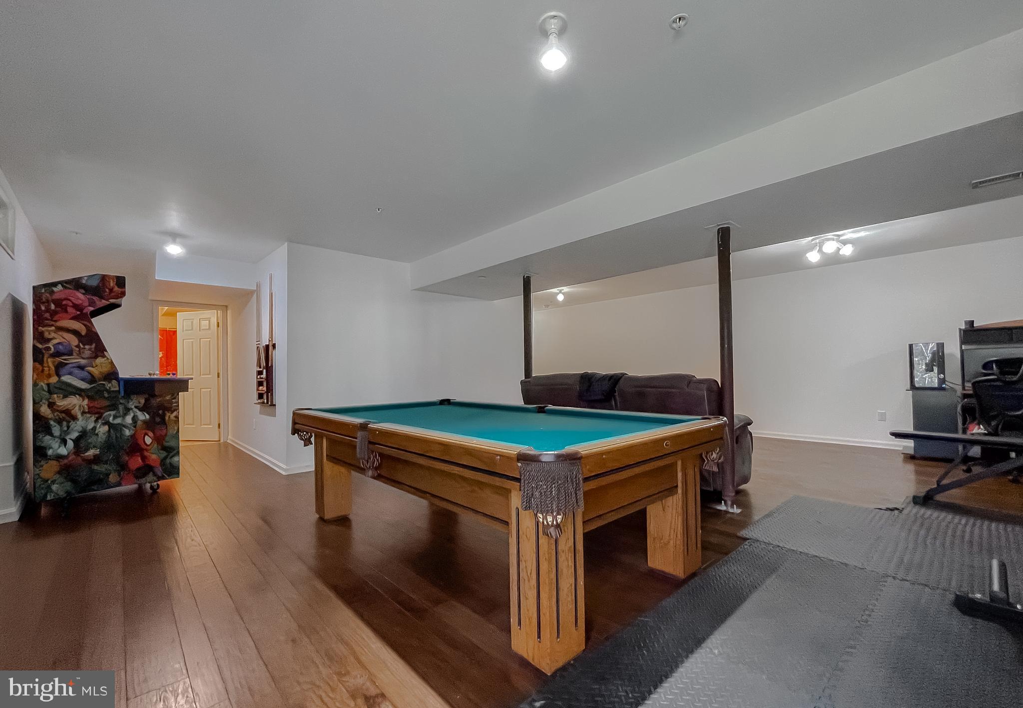 GREENBRIER - Residential