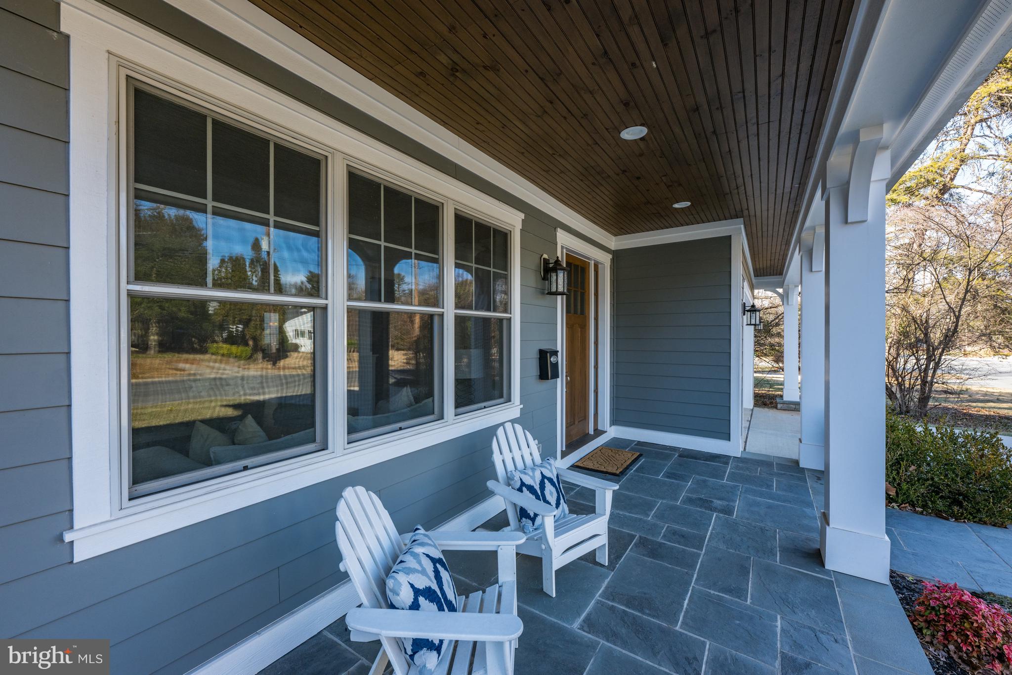 PINEVIEW - Residential