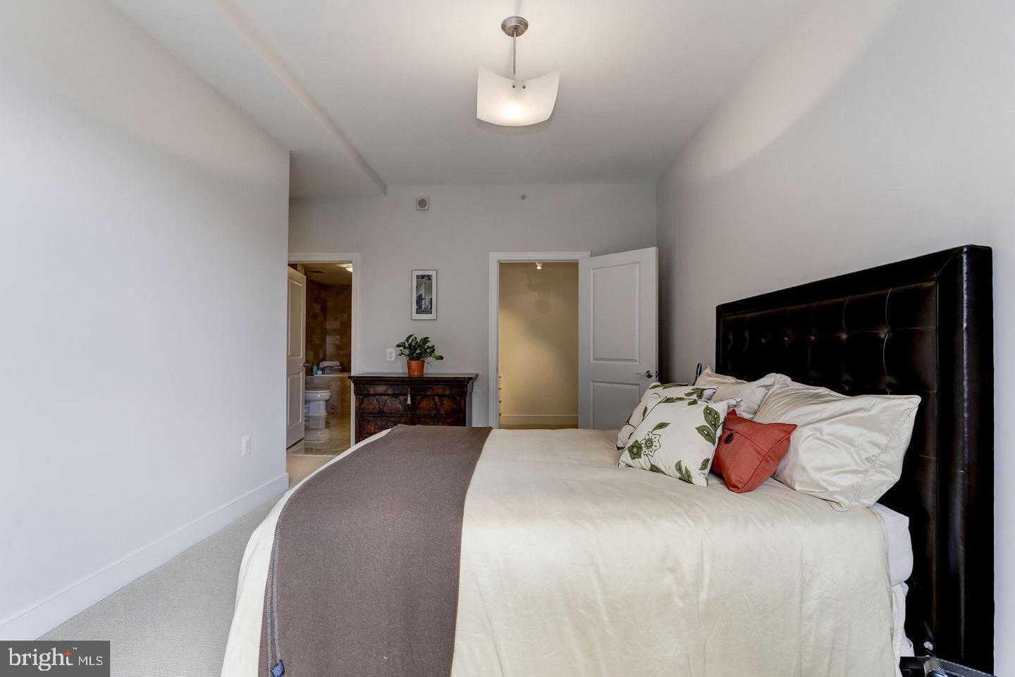 WEST END - Residential