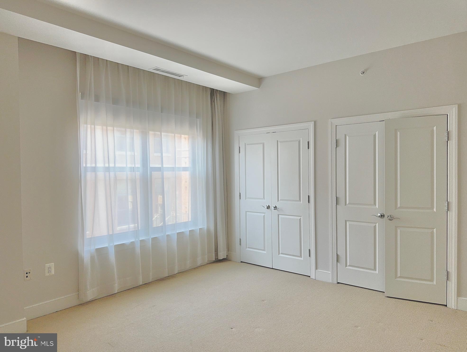 WEST END - Residential