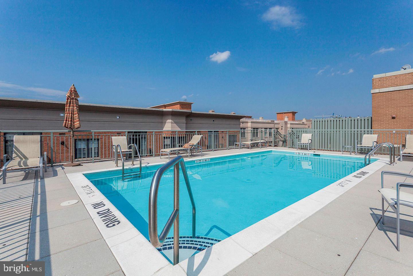 WEST END - Residential