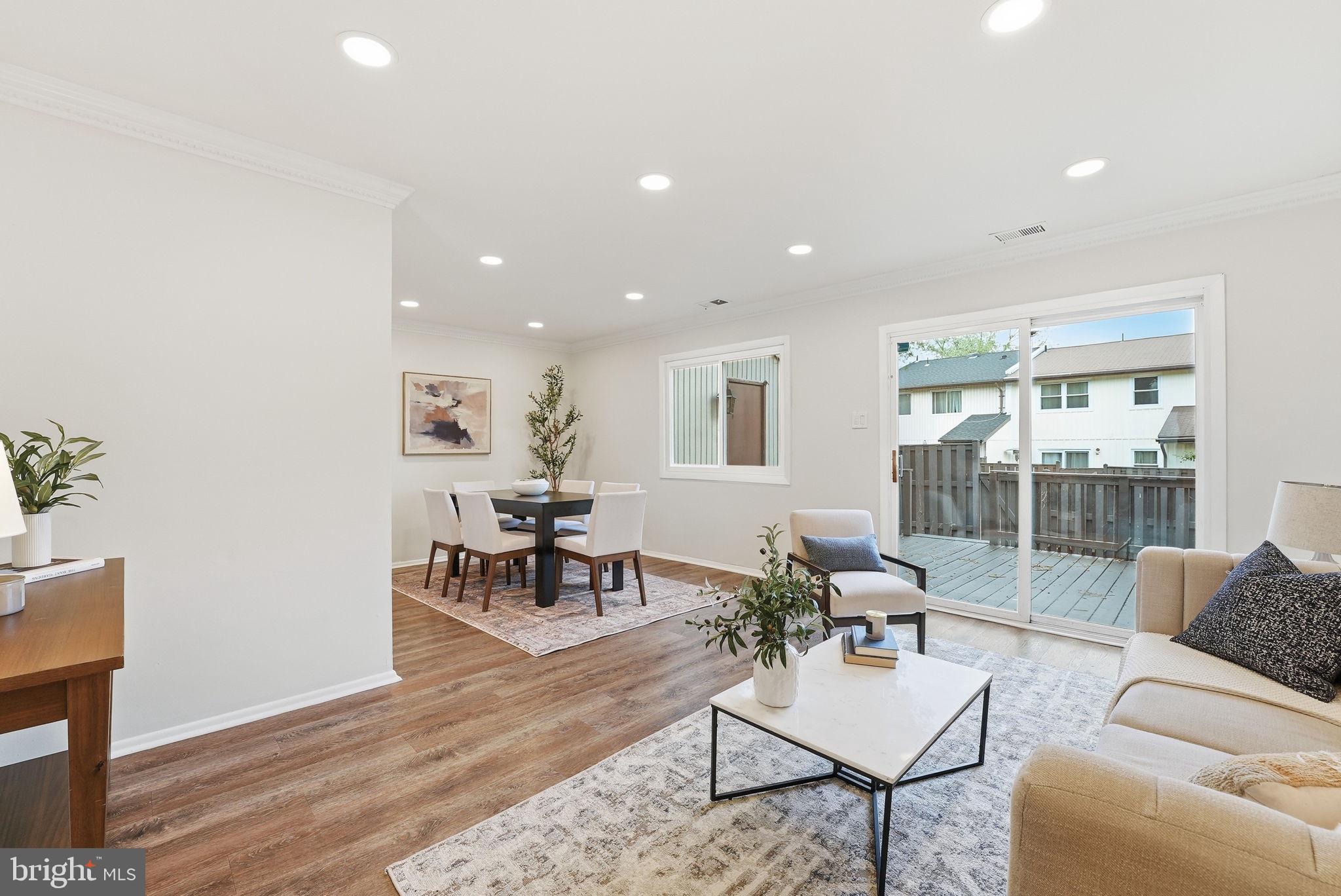 208 WILLOW TERRACE