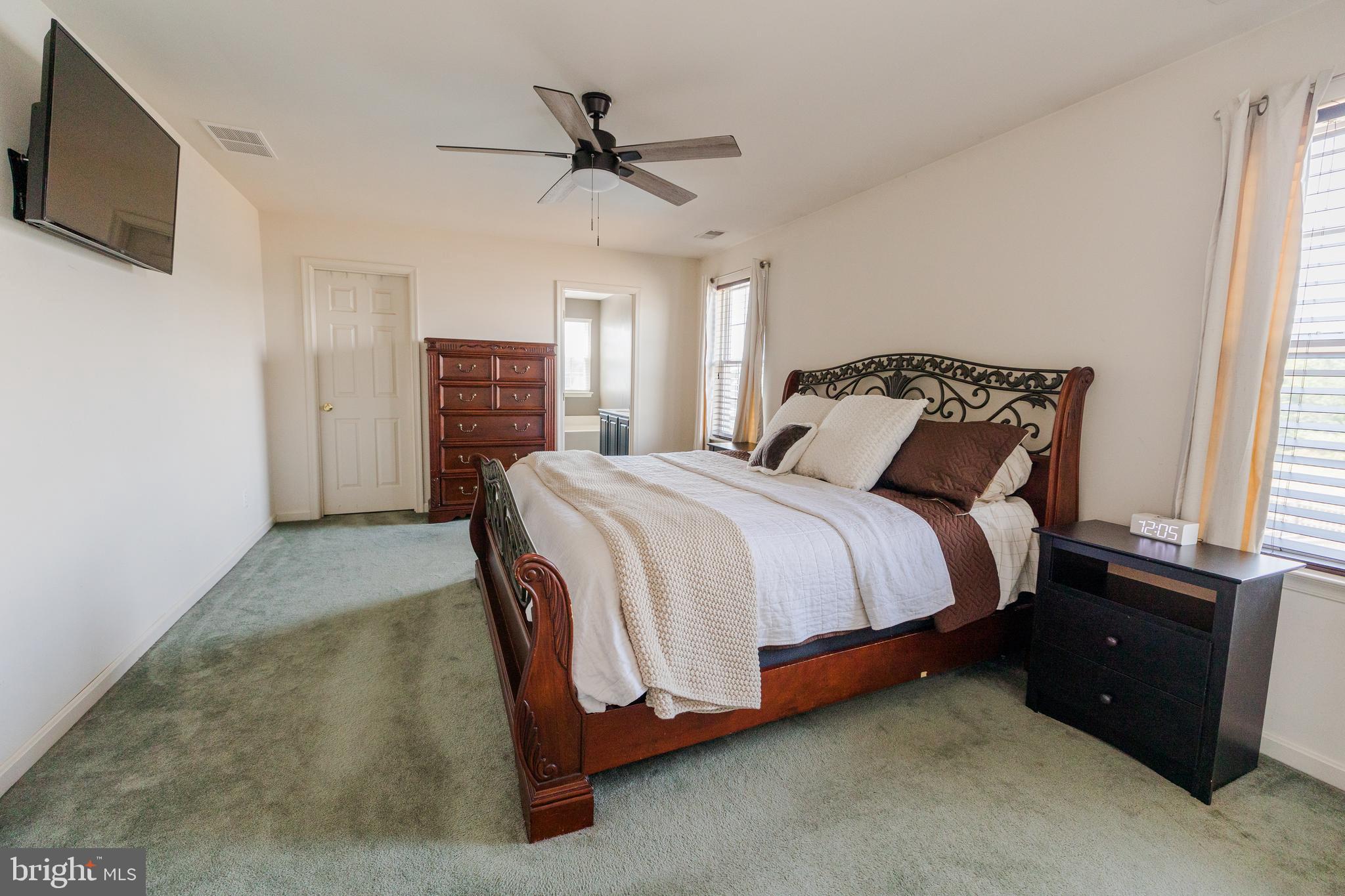 MEADOWBROOK - Residential