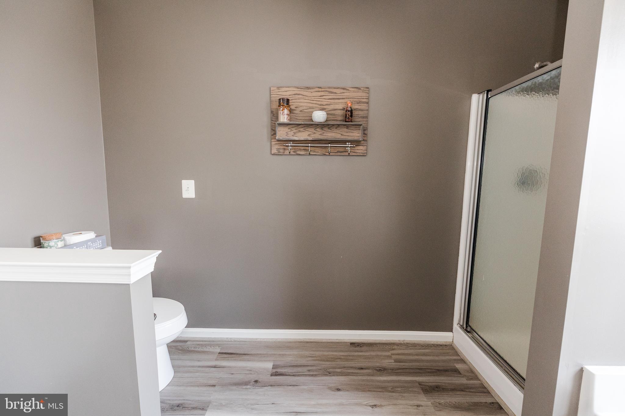 MEADOWBROOK - Residential