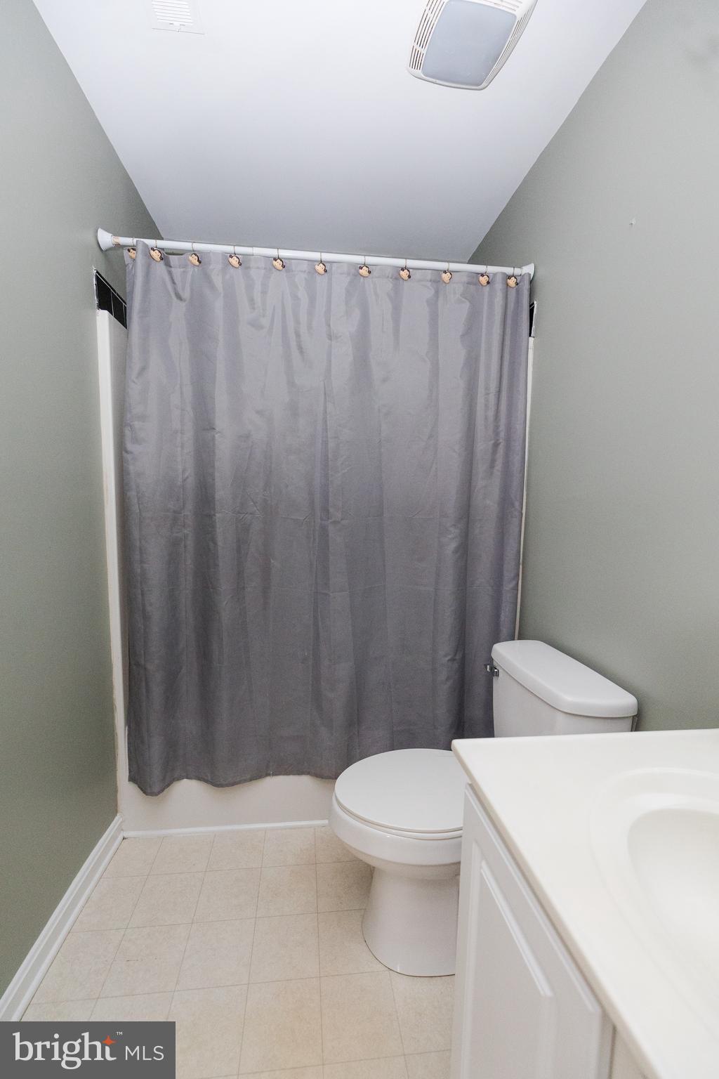 MEADOWBROOK - Residential