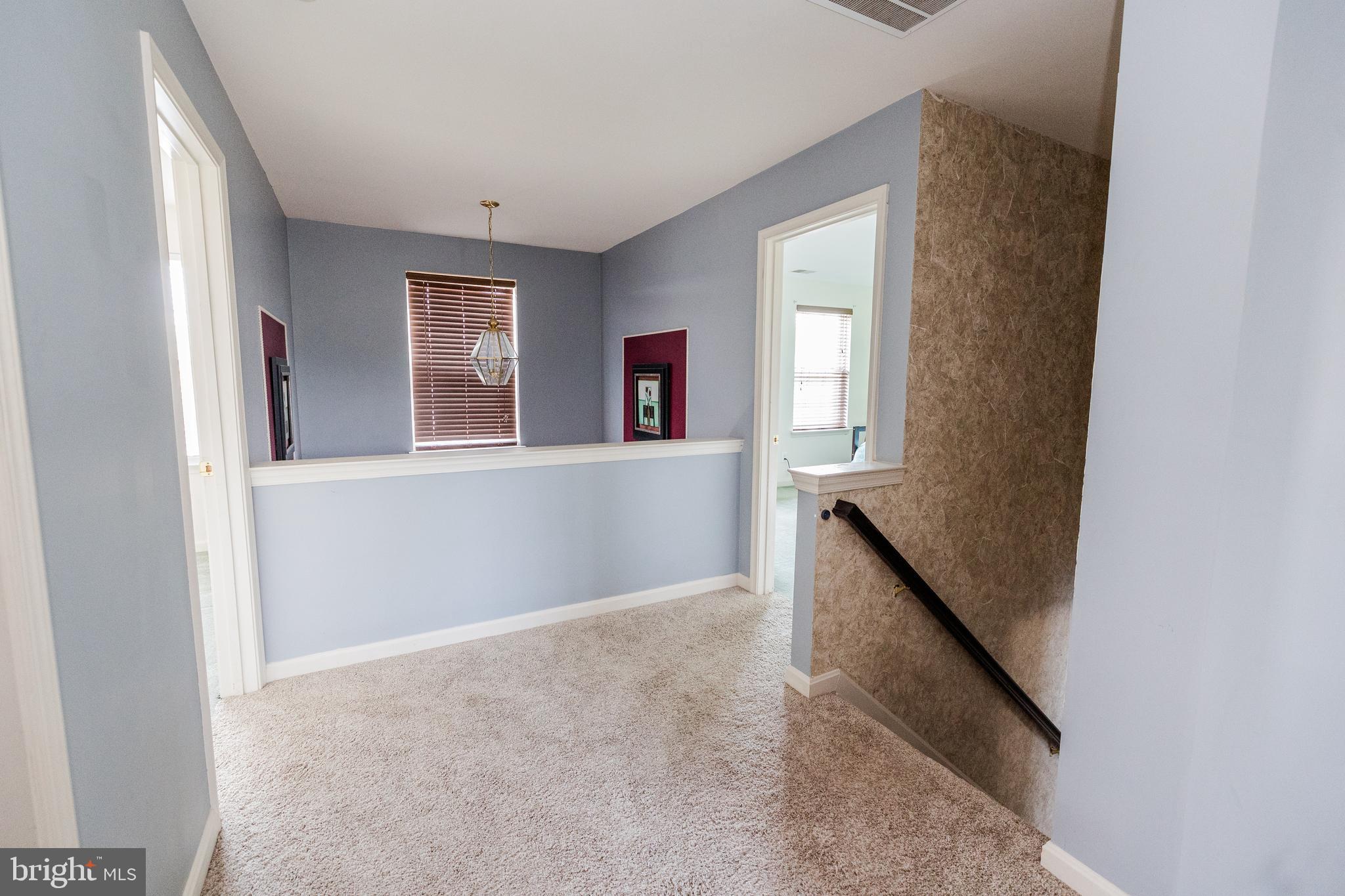 MEADOWBROOK - Residential