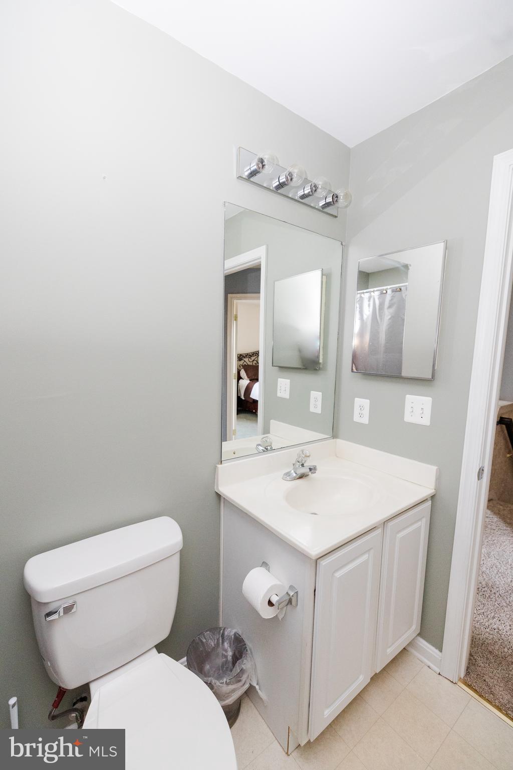 MEADOWBROOK - Residential