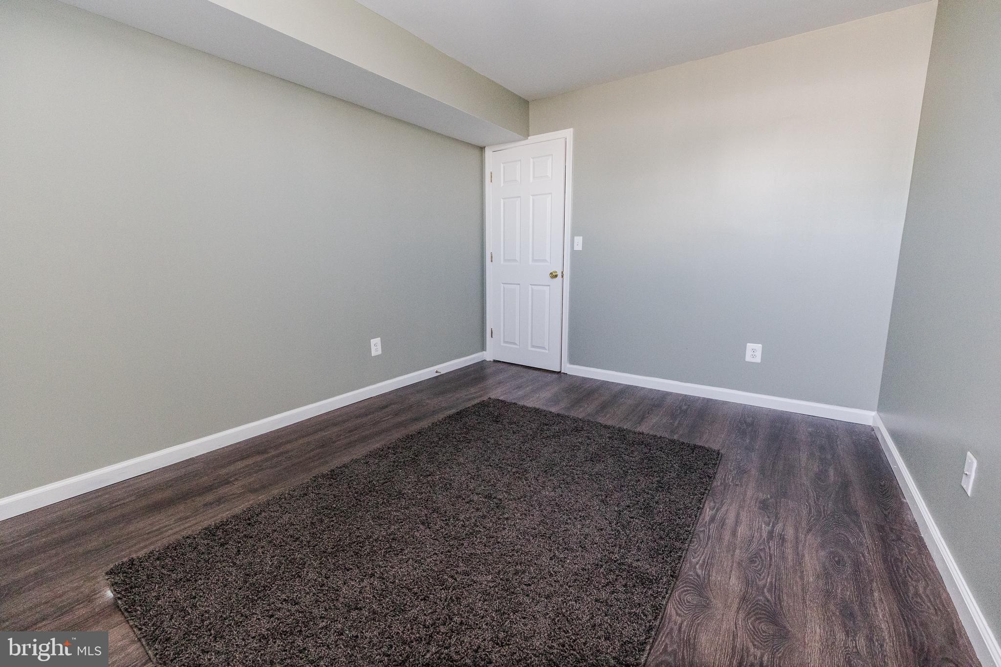 MEADOWBROOK - Residential