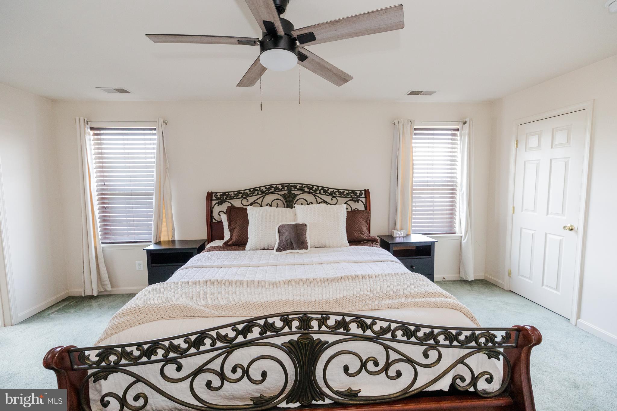 MEADOWBROOK - Residential