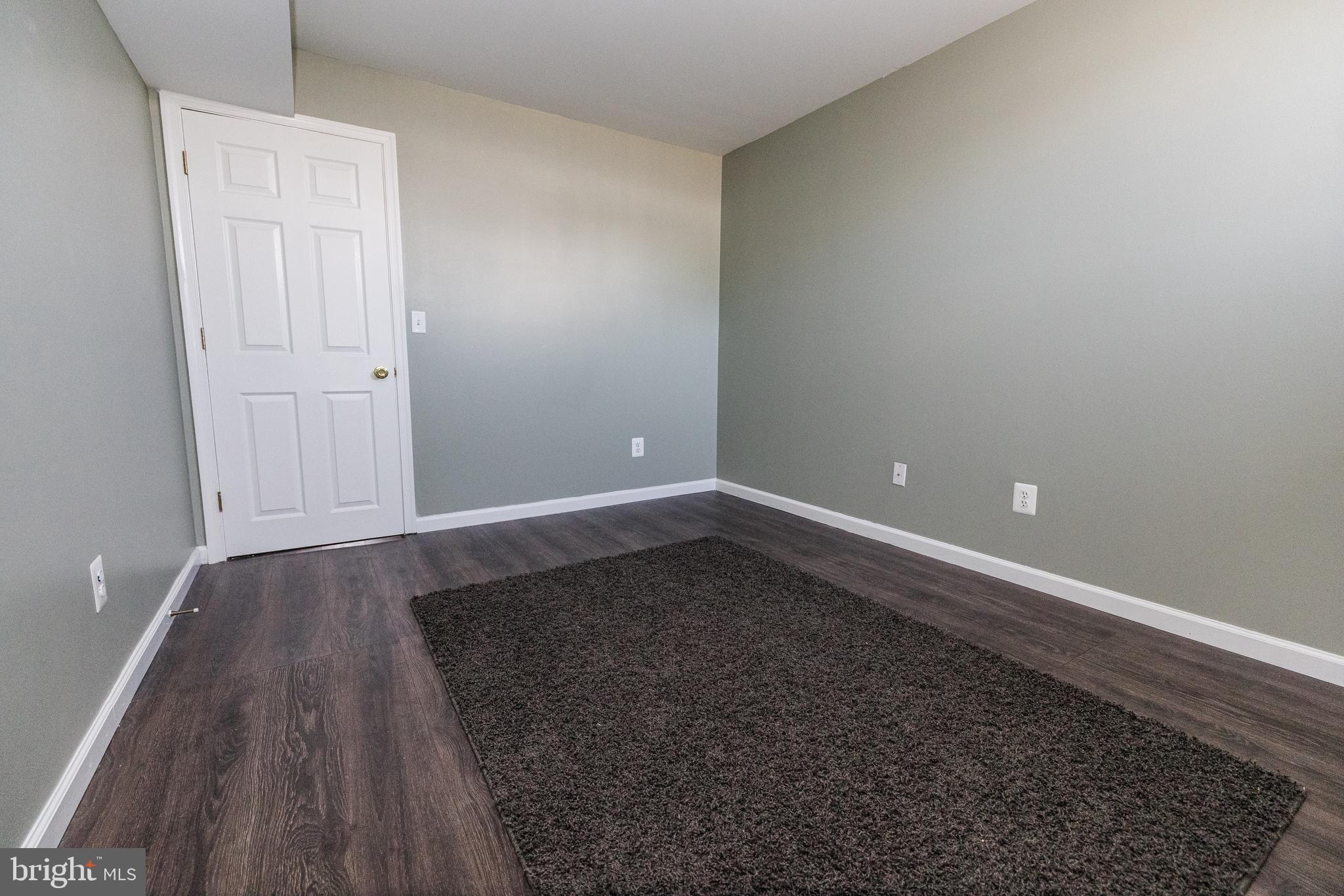 MEADOWBROOK - Residential