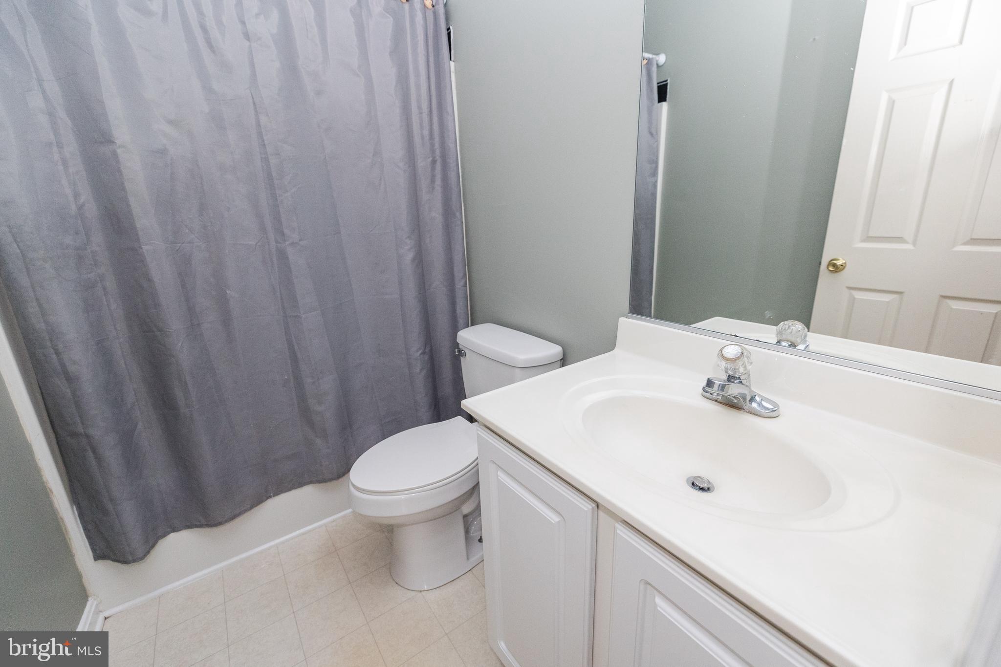 MEADOWBROOK - Residential